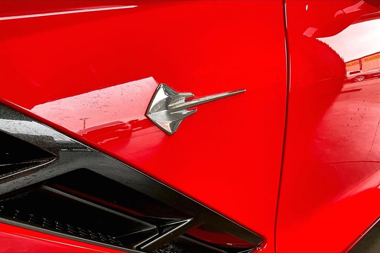 Chevrolet Corvette photo 24