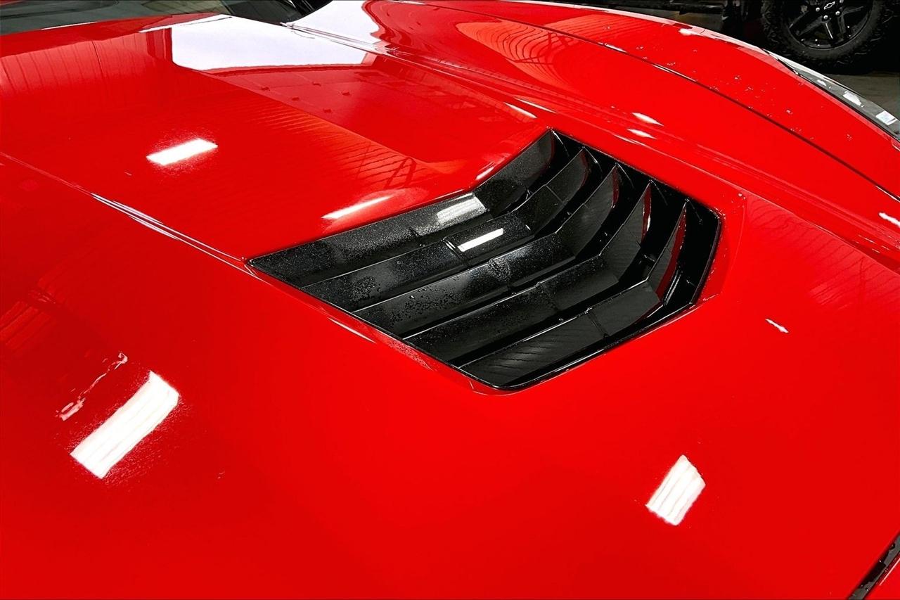 Chevrolet Corvette photo 35