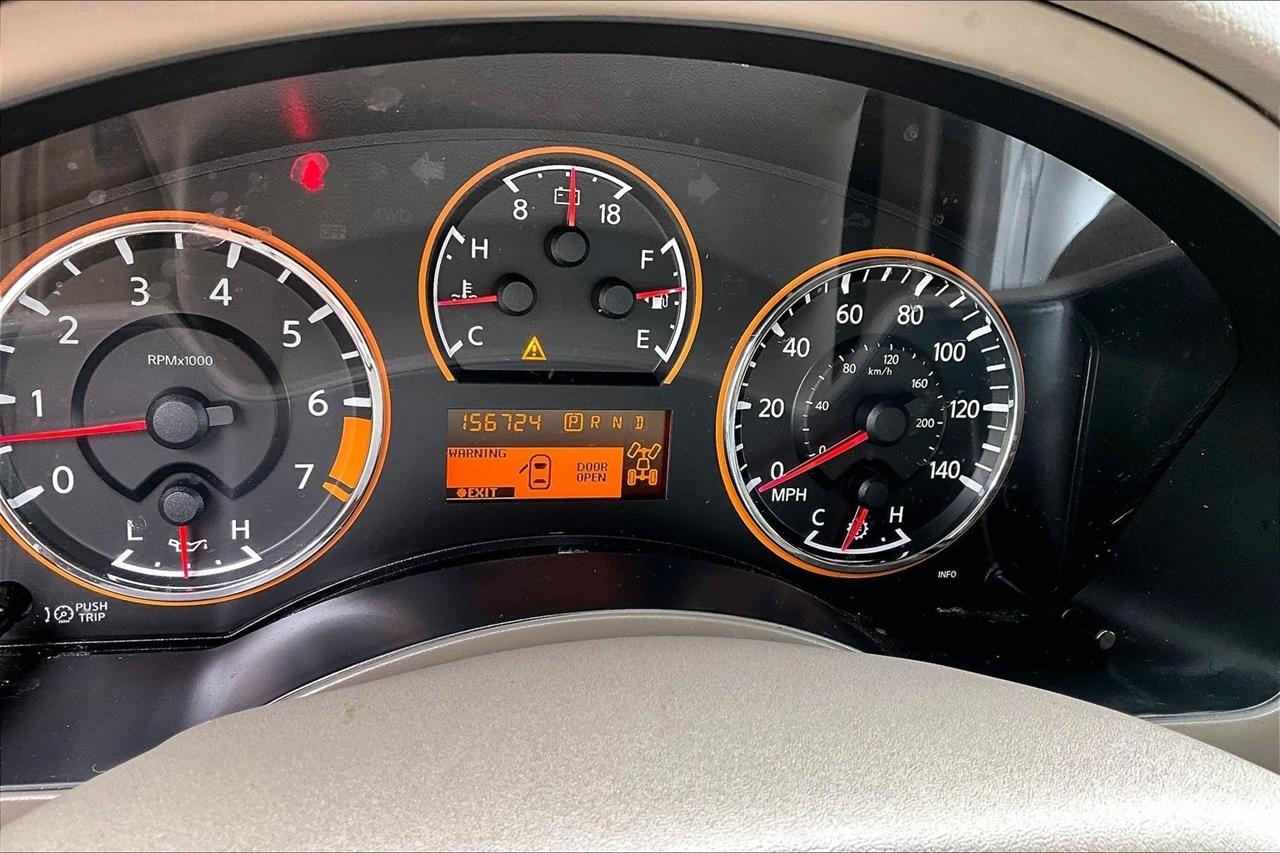 Nissan Armada photo 13