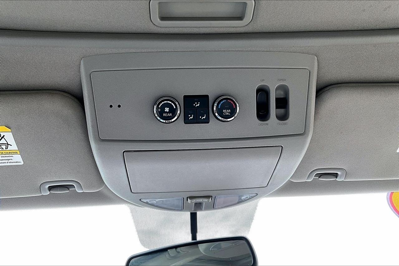 Nissan Armada photo 16
