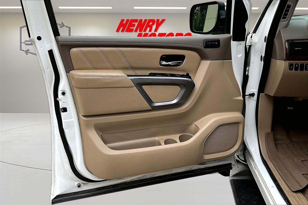 Nissan Armada photo 21
