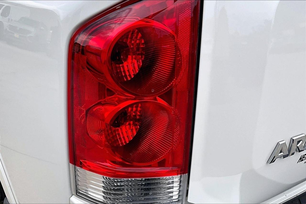 Nissan Armada photo 25
