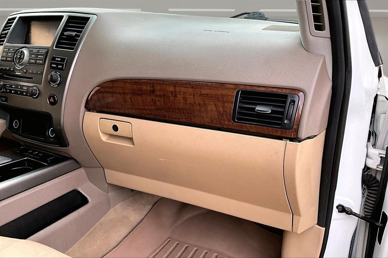 Nissan Armada photo 29