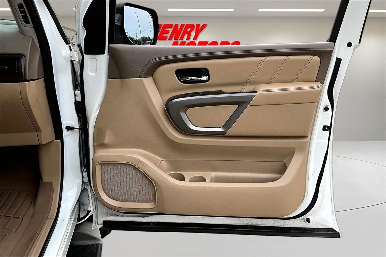 Nissan Armada photo 31