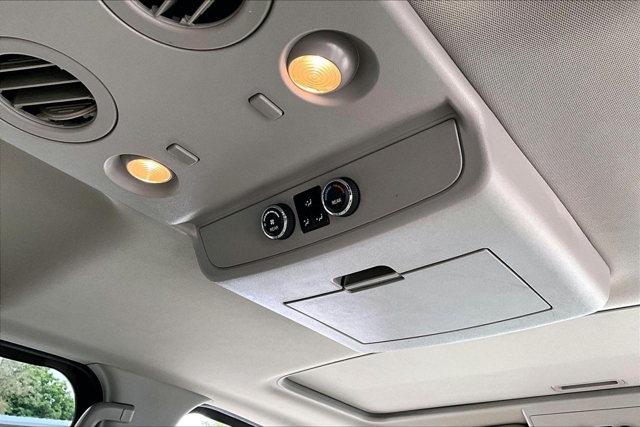 Nissan Armada photo 45