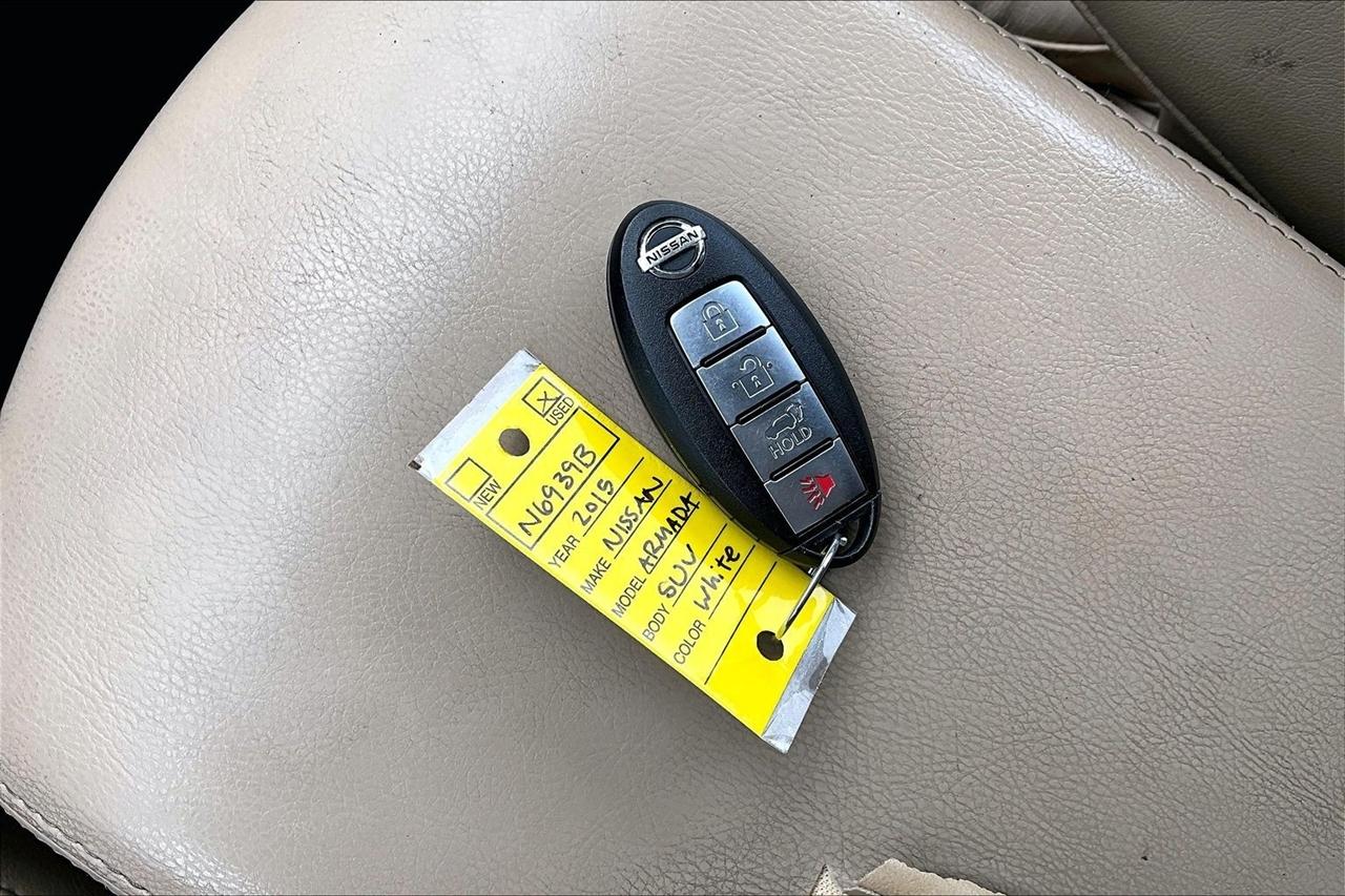 Nissan Armada photo 48