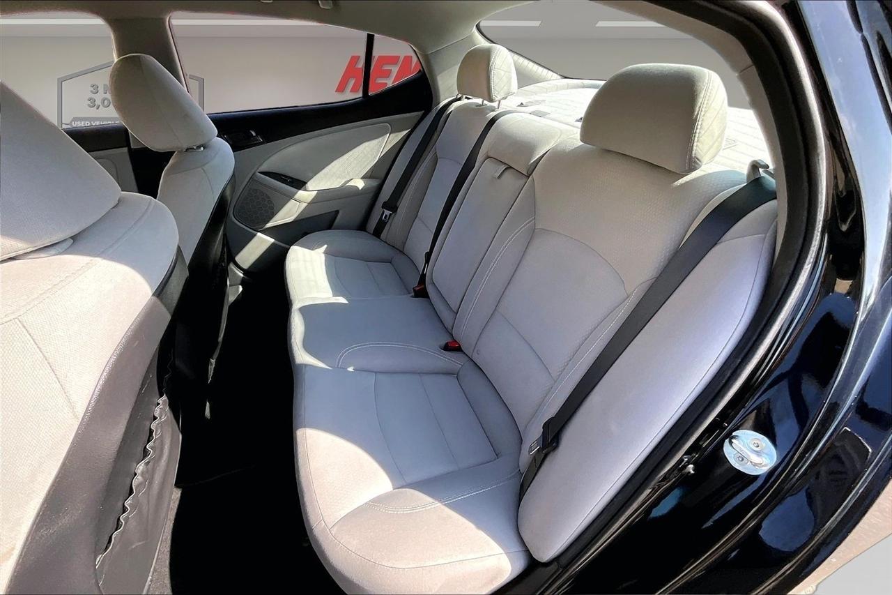 Kia Optima 4dr Sdn LX 2013