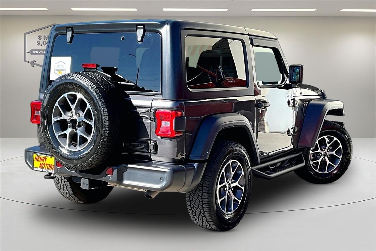 Jeep Wrangler photo 6