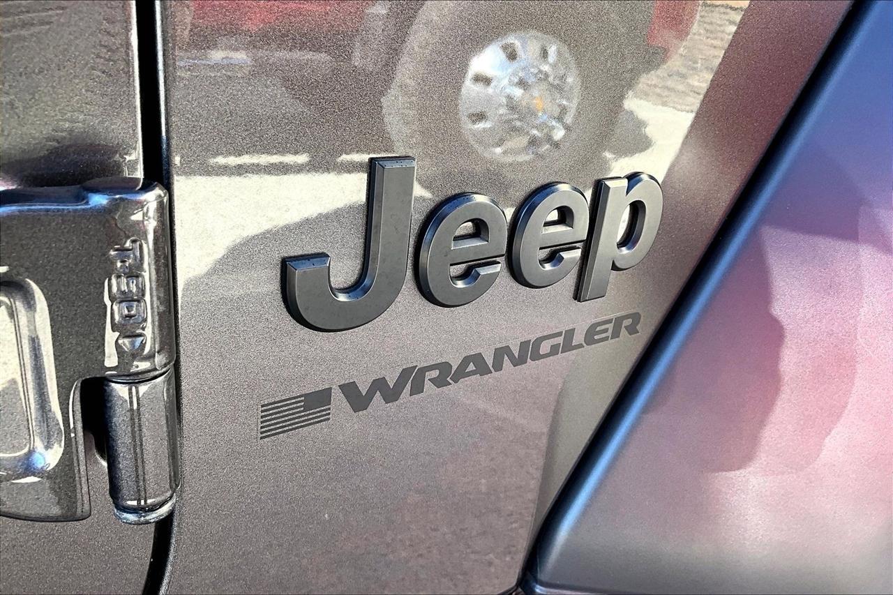 Jeep Wrangler photo 27