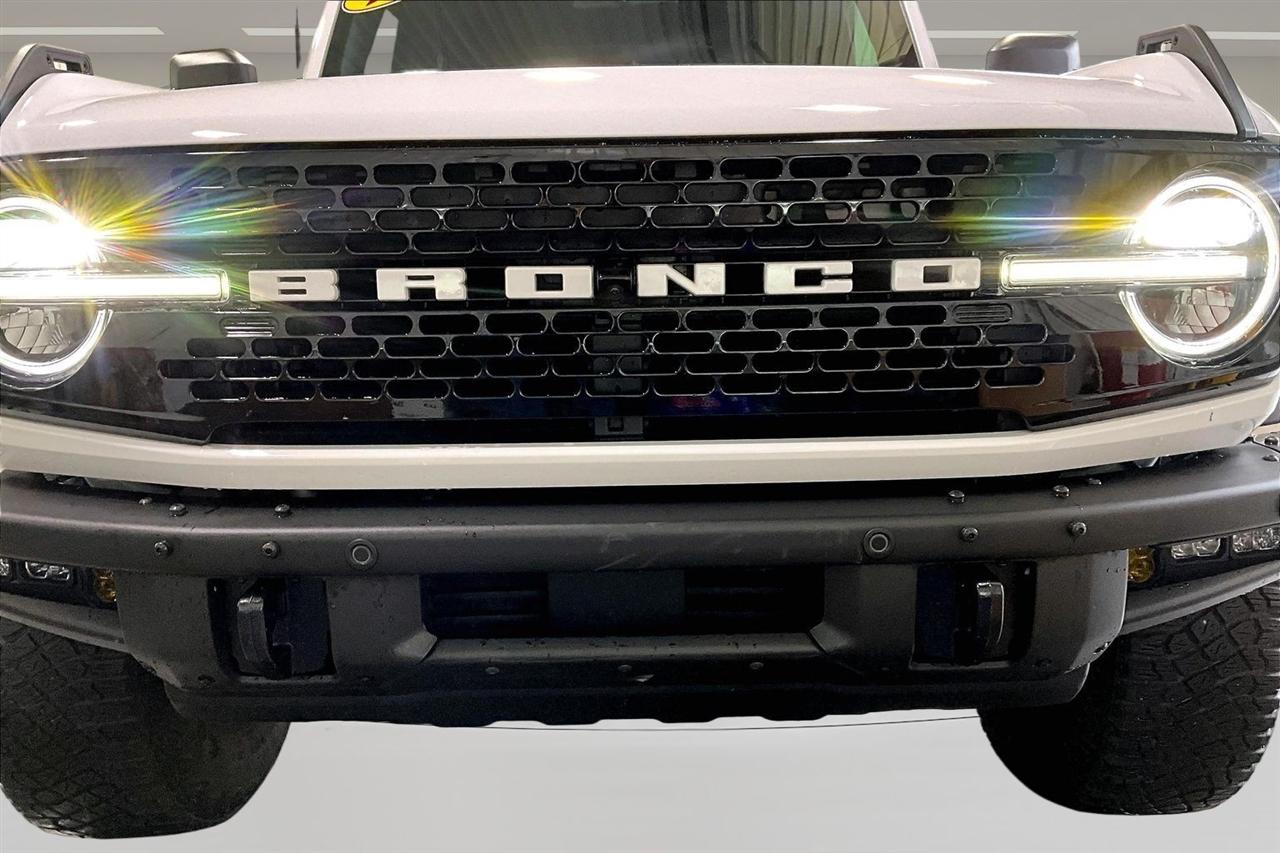 Ford Bronco photo 34