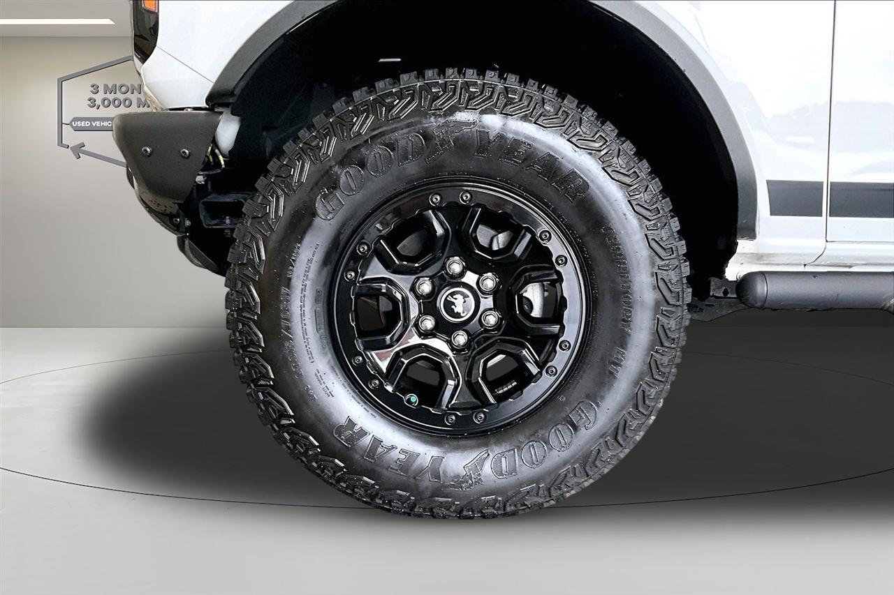 Ford Bronco photo 35