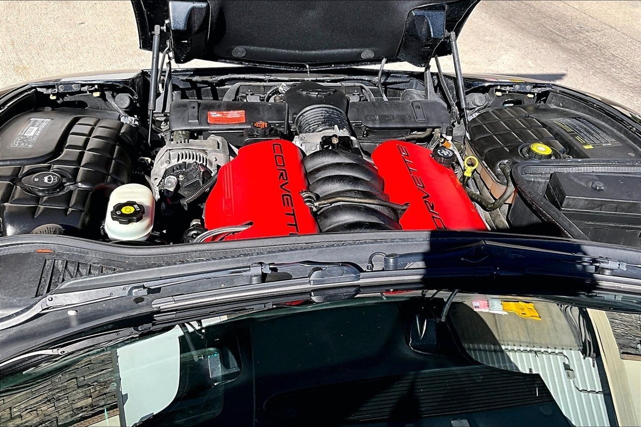 Chevrolet Corvette photo 29