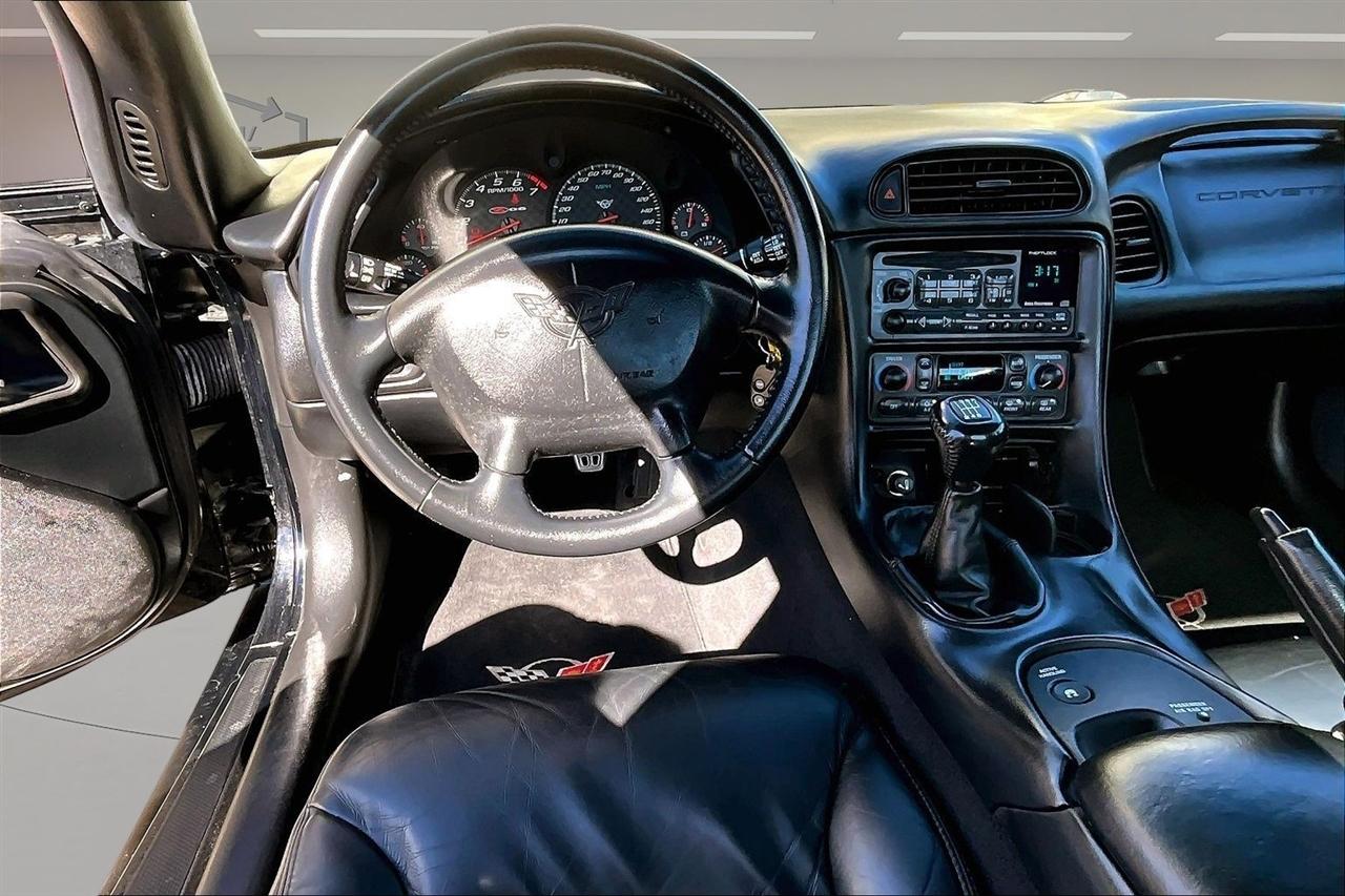 Chevrolet Corvette  2002