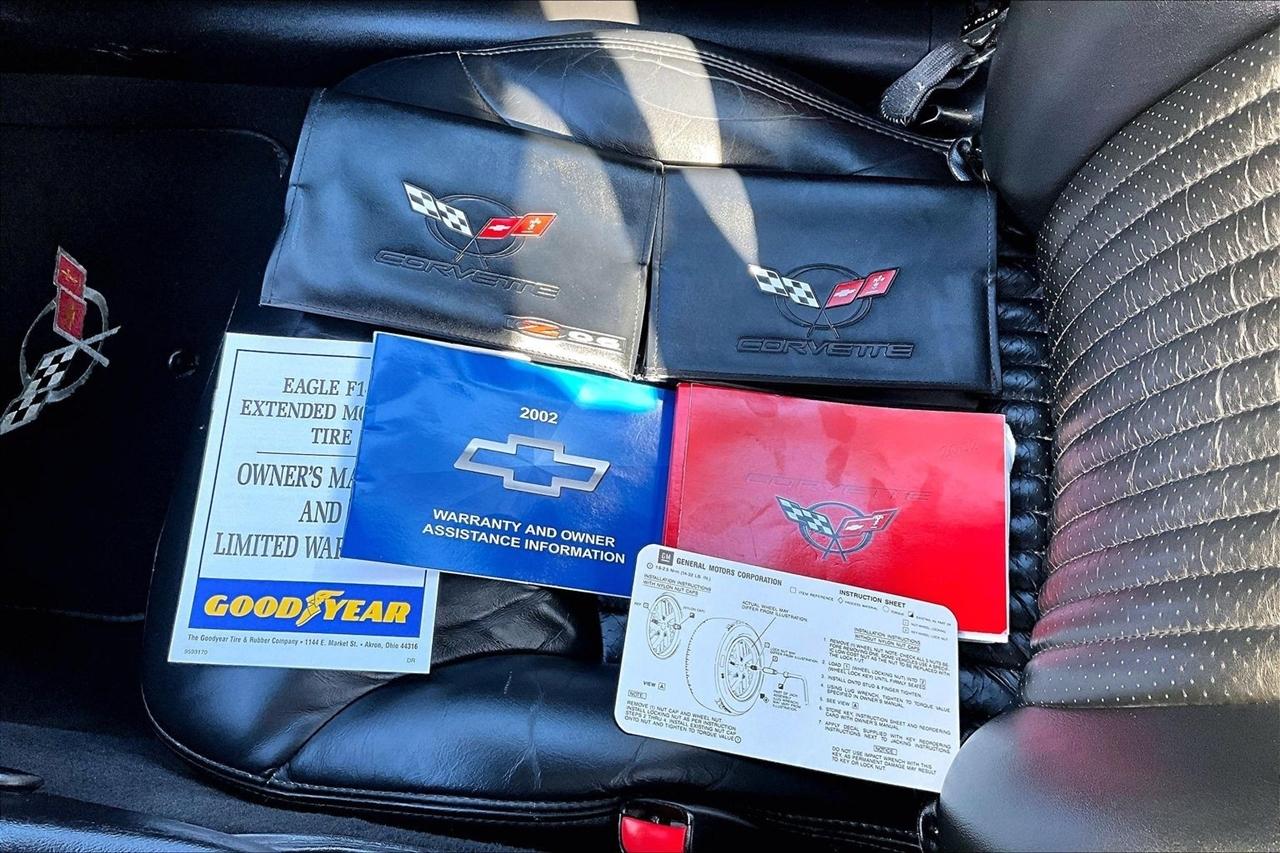 Chevrolet Corvette  2002