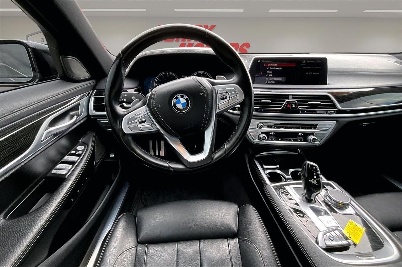 BMW 7 Series 740i xDrive Sedan 2019