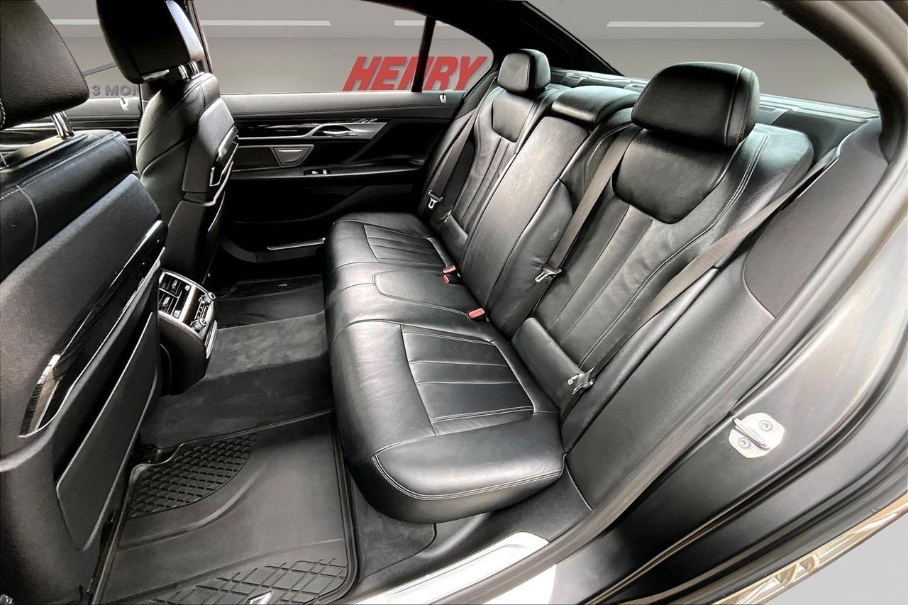 BMW 7 Series 740i xDrive Sedan 2019
