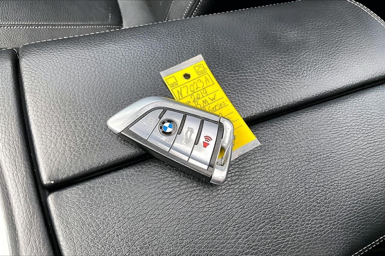 BMW 7 Series 740i xDrive Sedan 2019