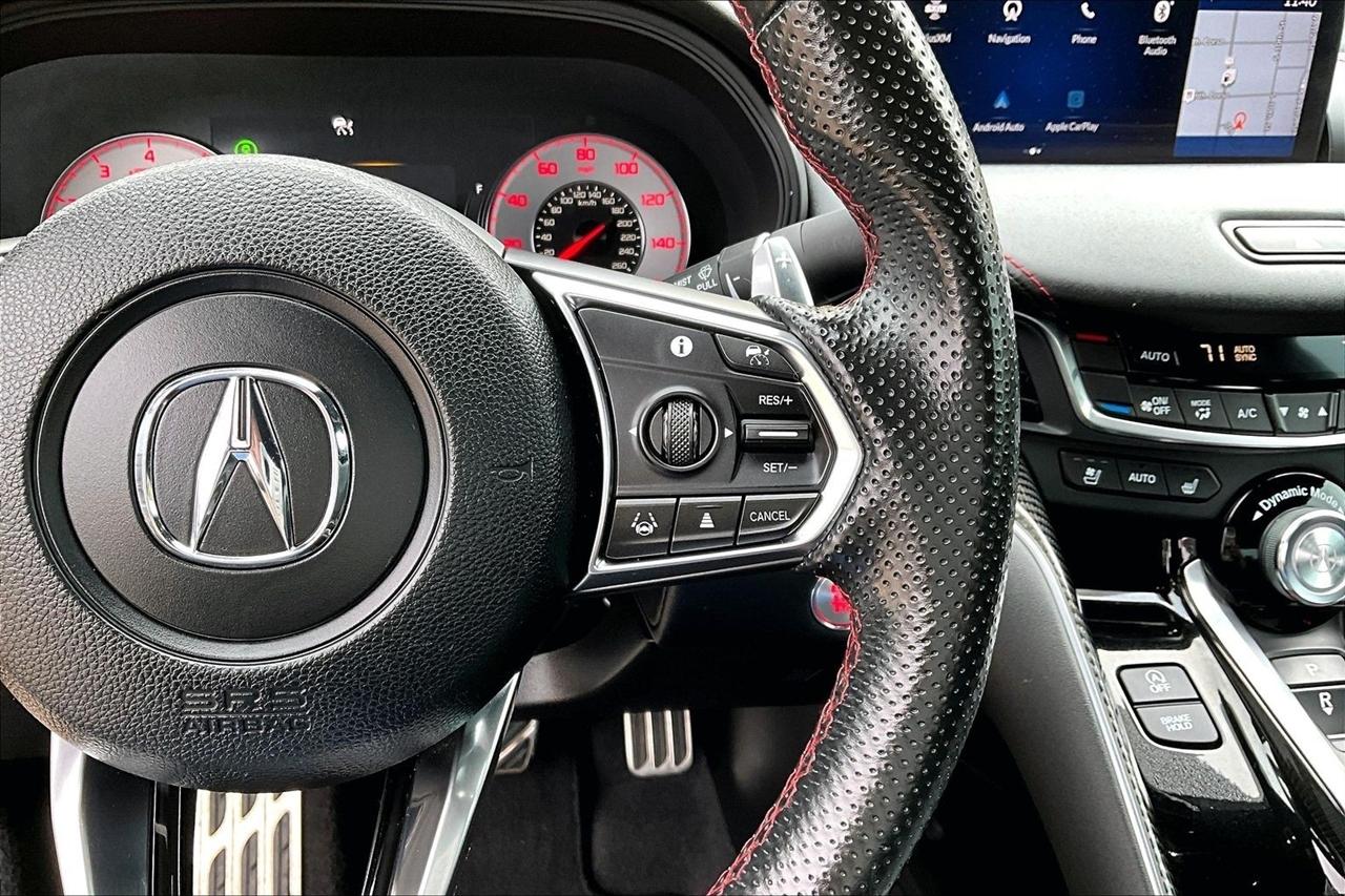 Acura TLX photo 12
