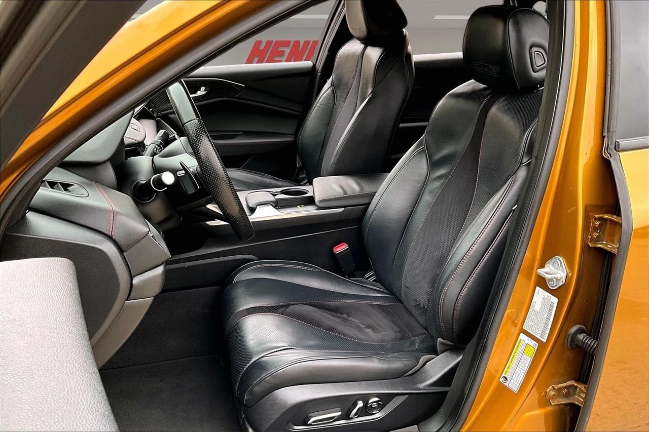Acura TLX photo 22