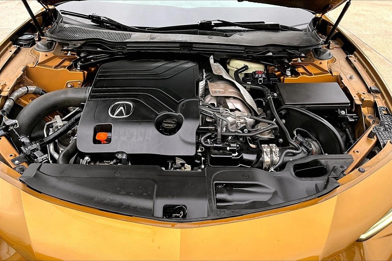 Acura TLX photo 32