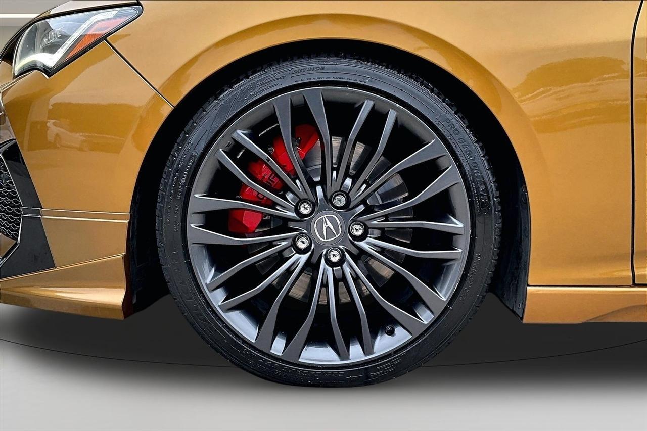 Acura TLX photo 36