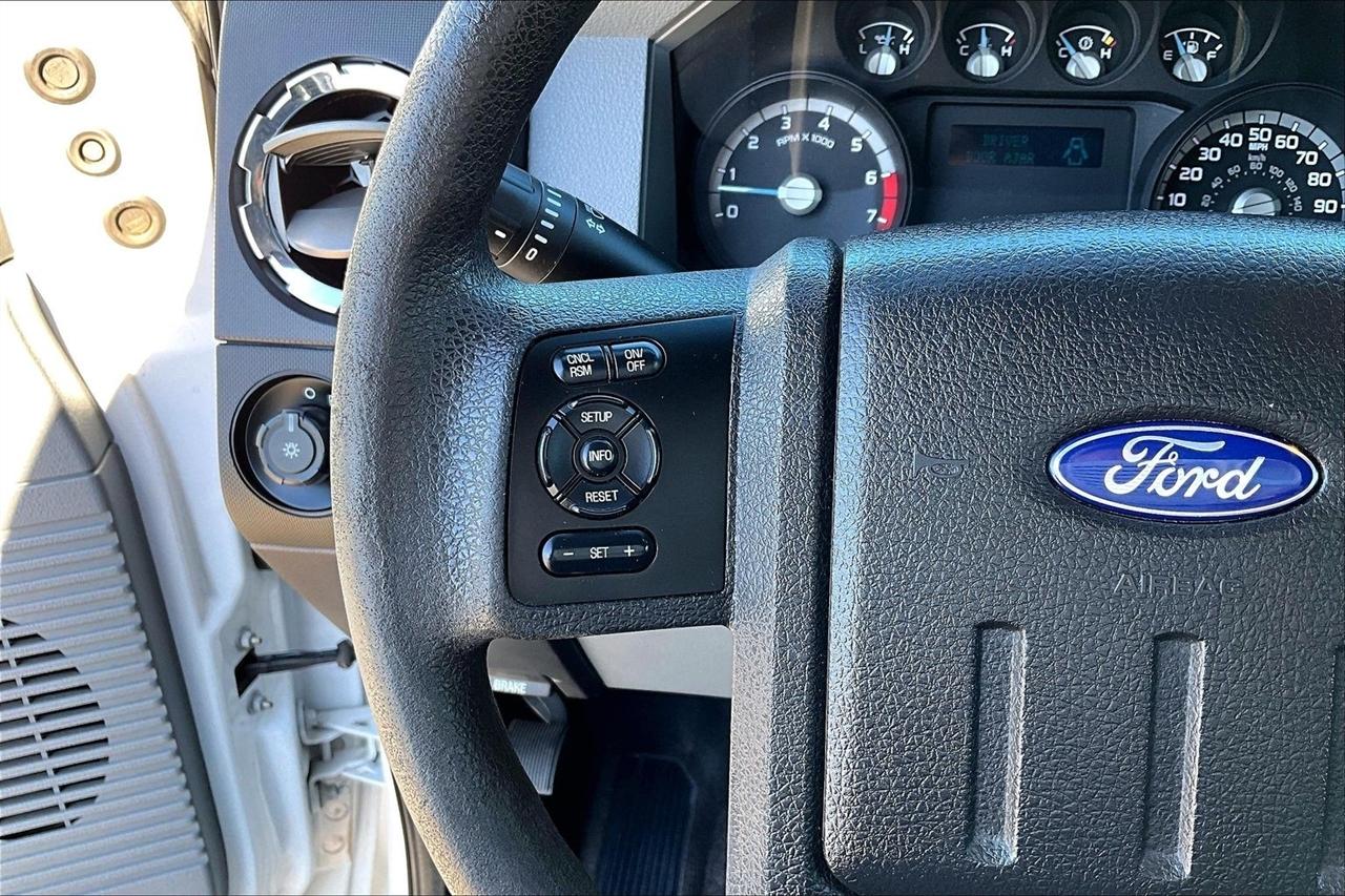 Ford F-250 photo 12