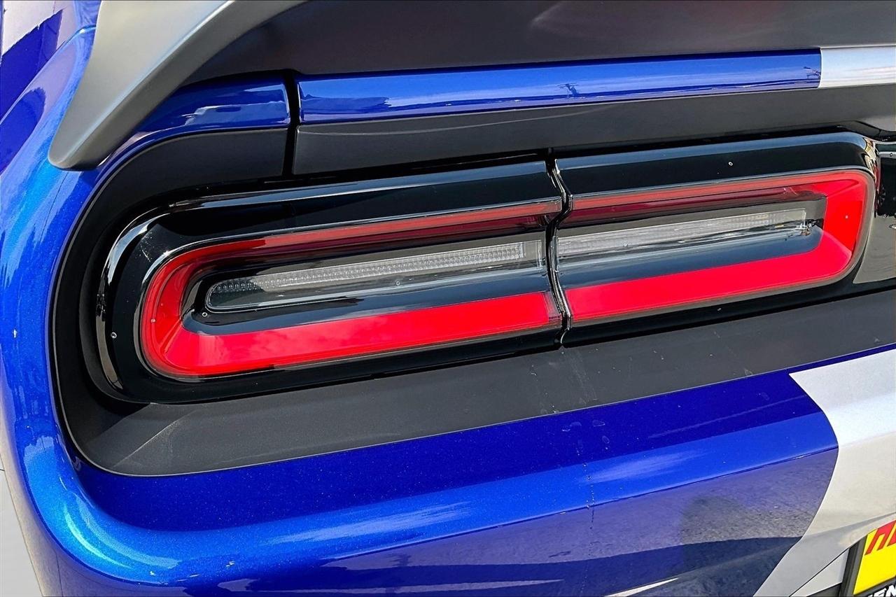 Dodge Challenger SRT Super Stock RWD 2021
