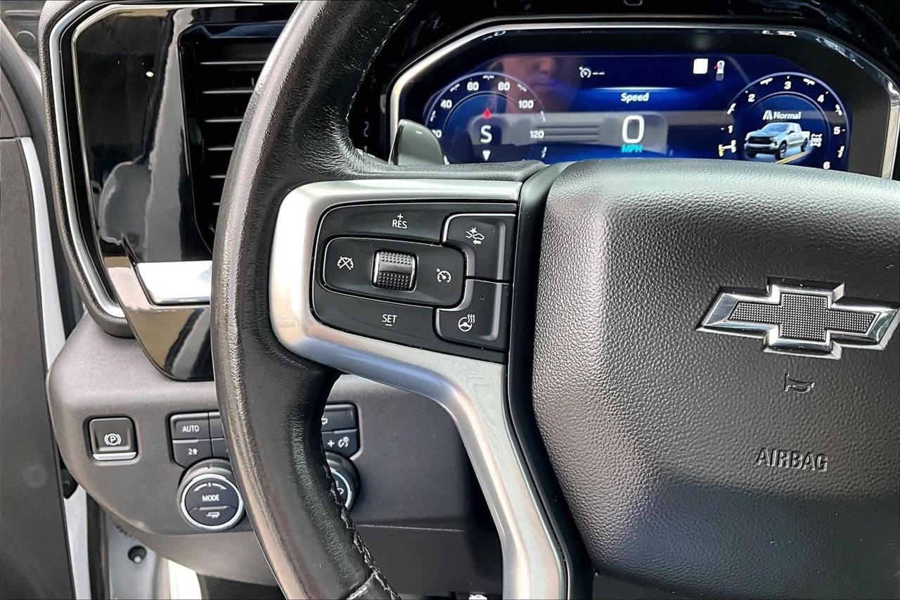 Chevrolet Silverado photo 12