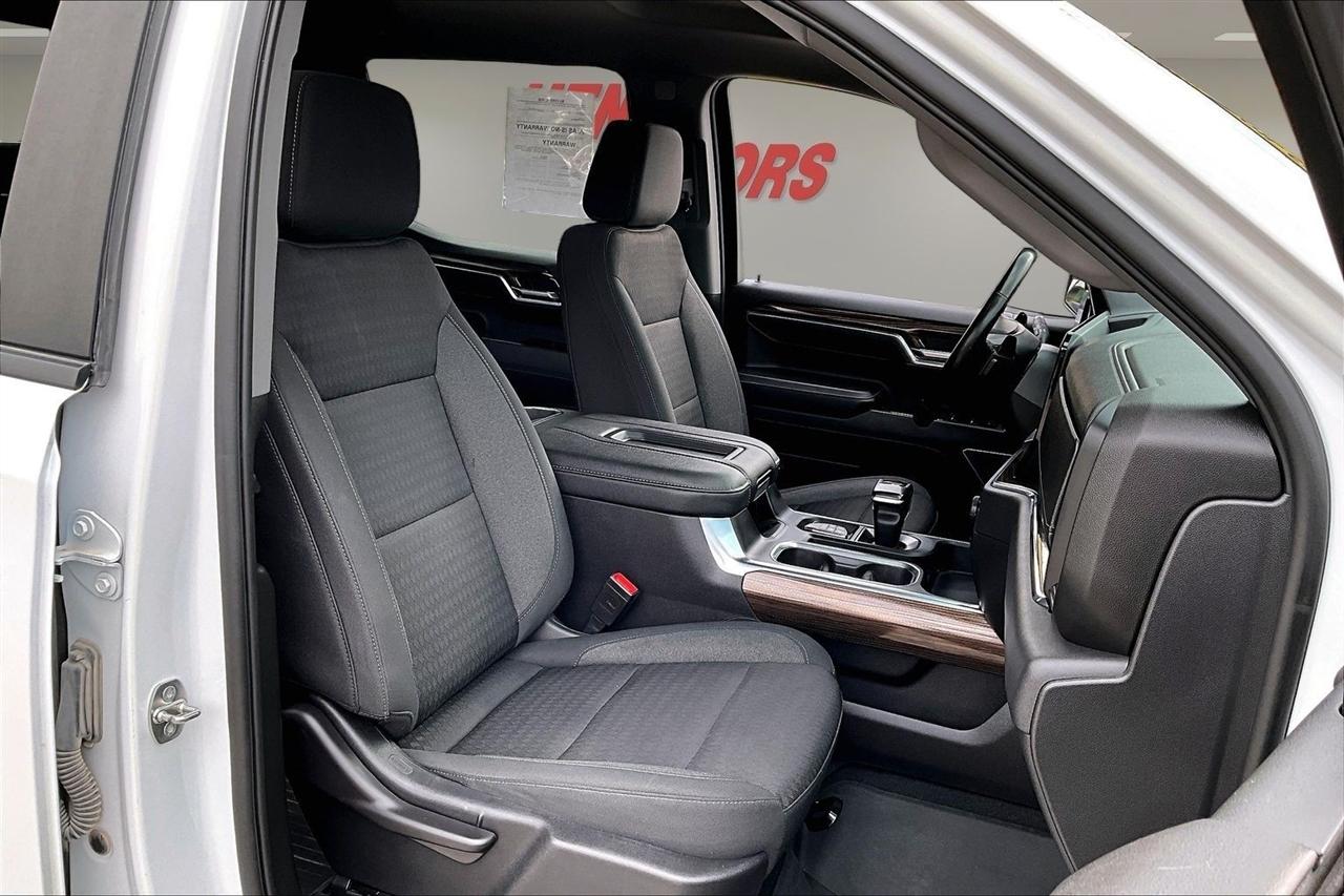 Chevrolet Silverado photo 30