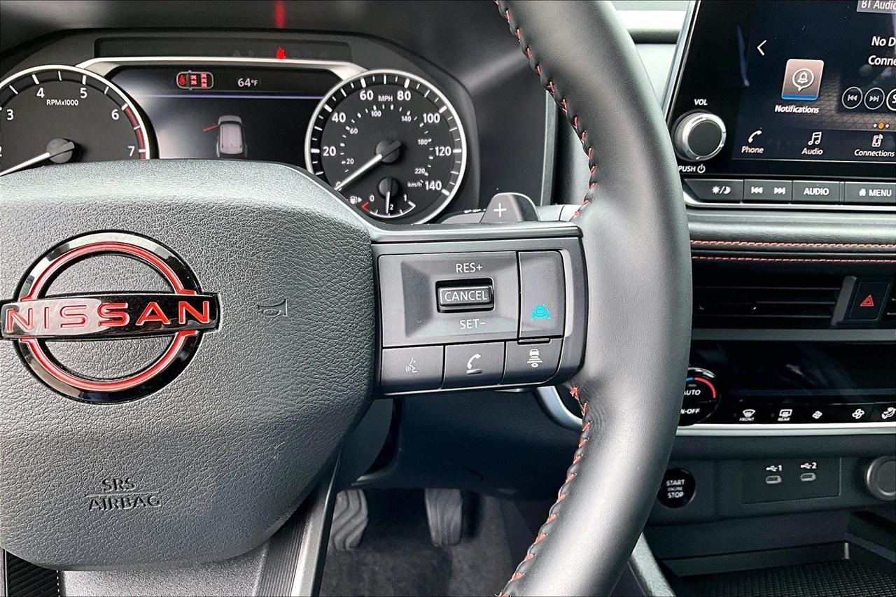 Nissan Rogue photo 12