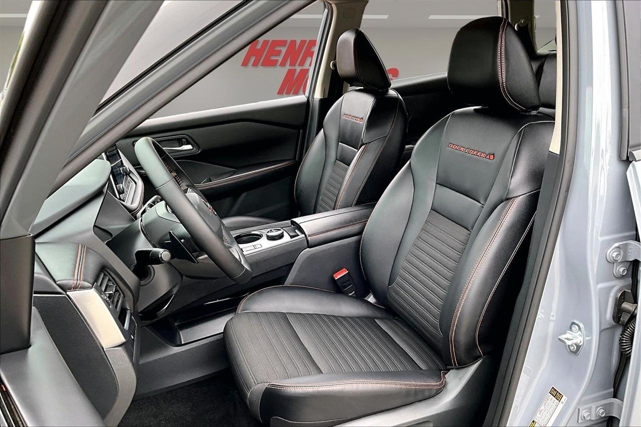 Nissan Rogue photo 22