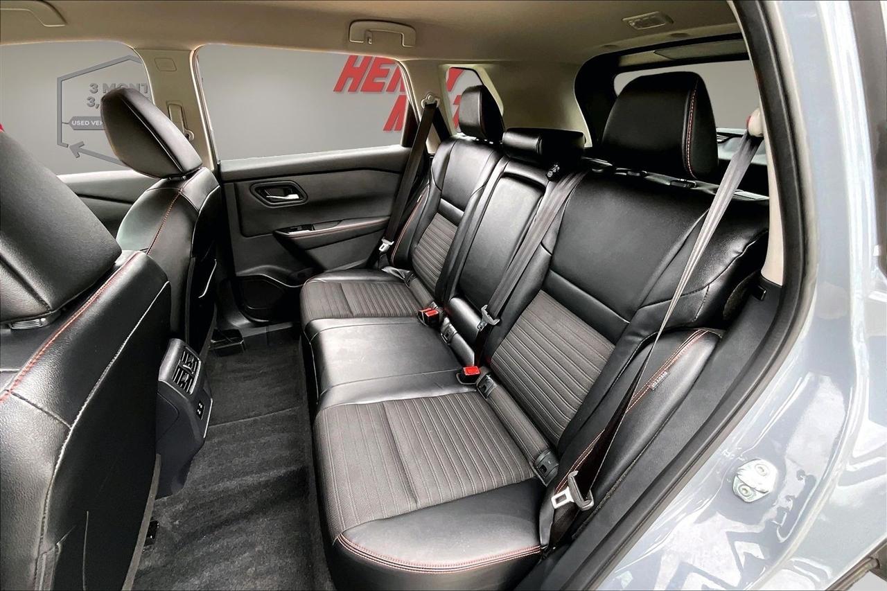 Nissan Rogue photo 23