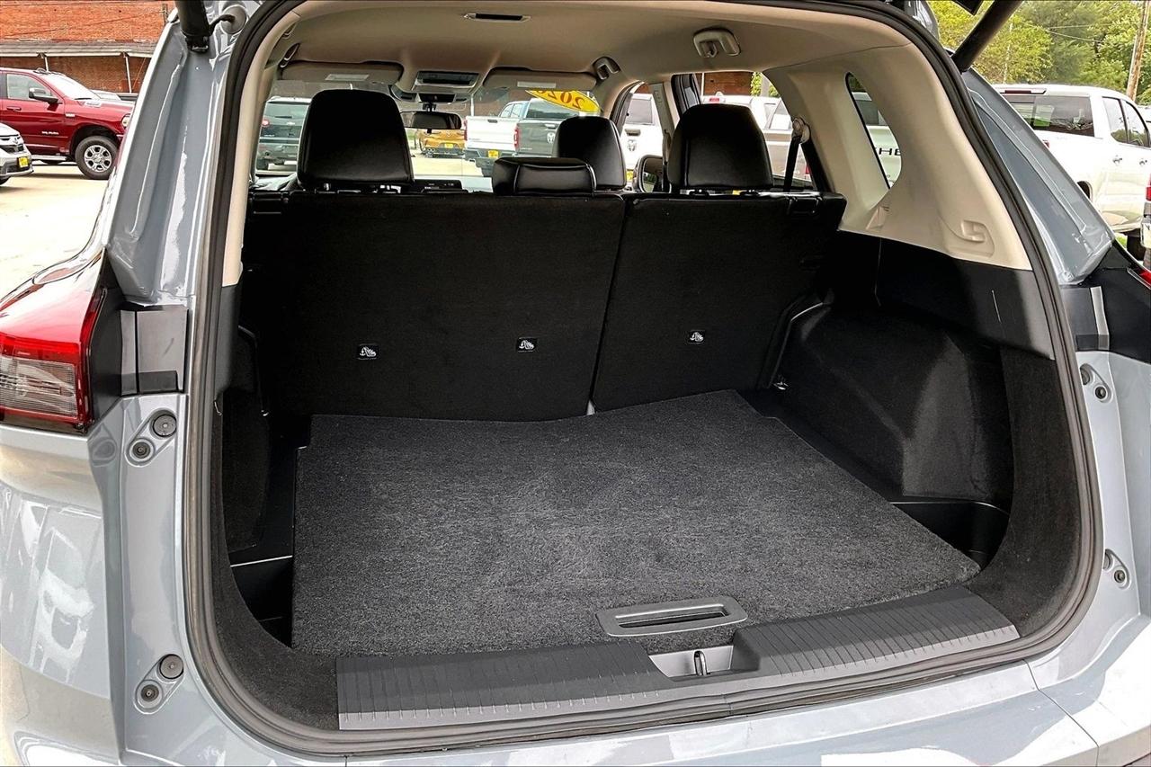 Nissan Rogue photo 24