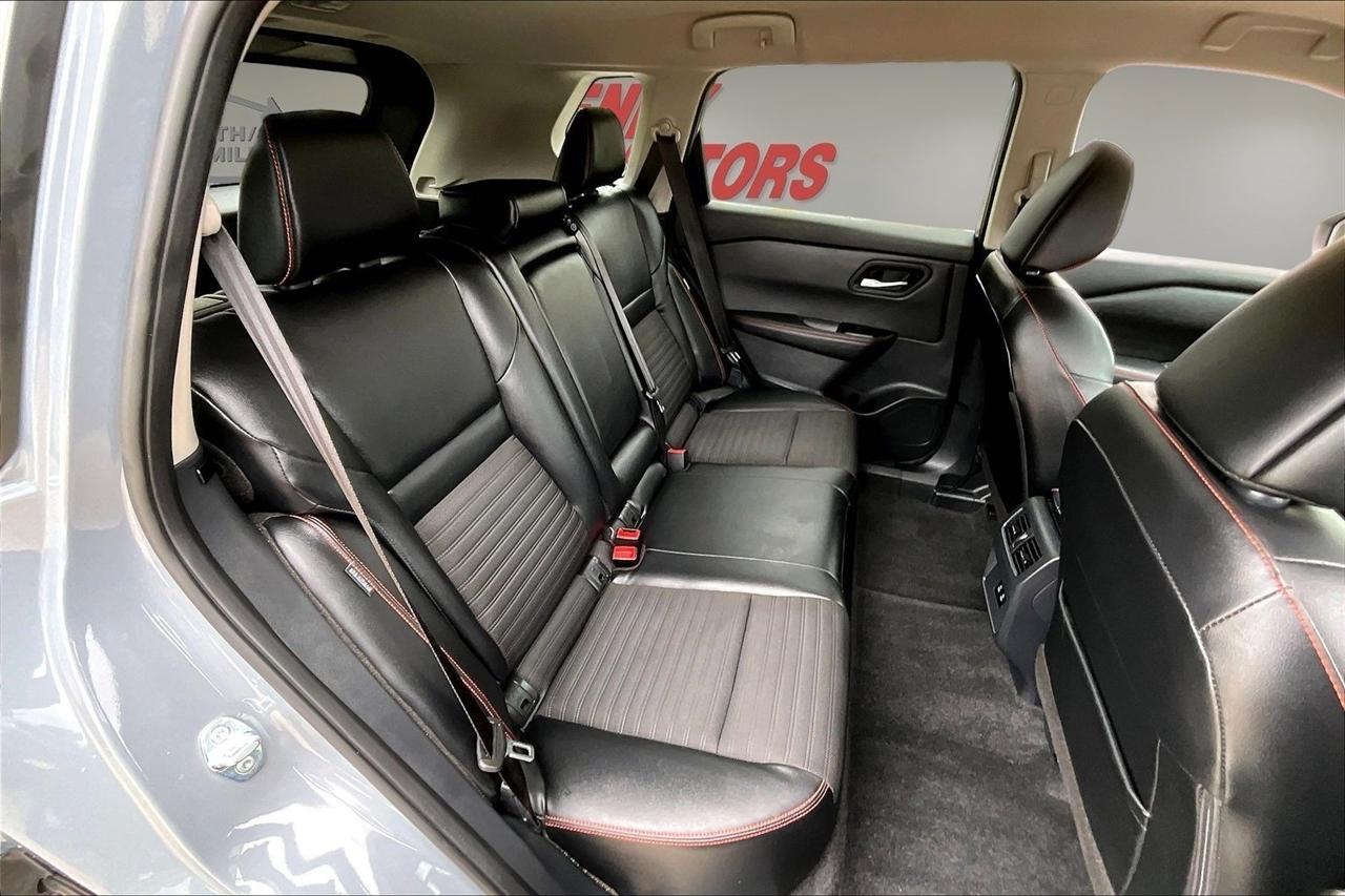 Nissan Rogue photo 27