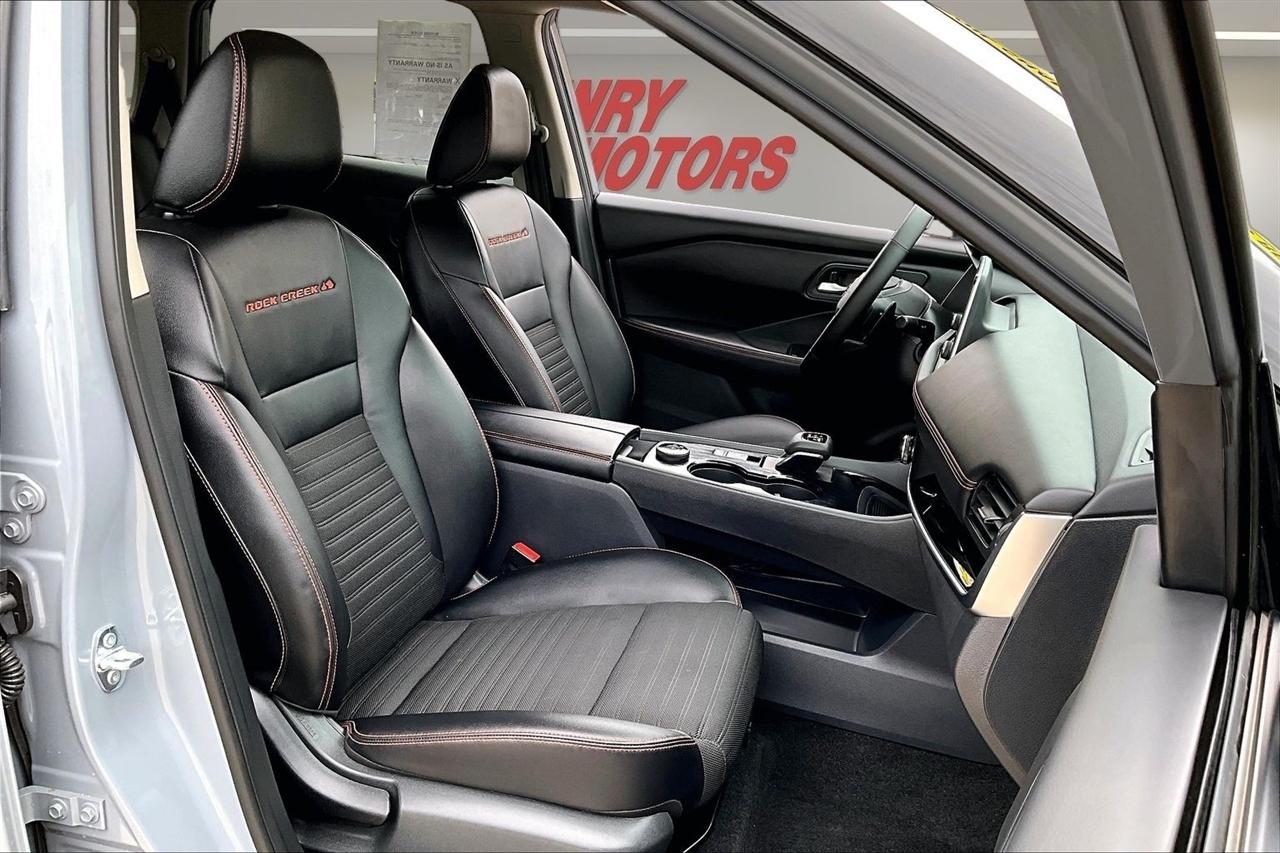 Nissan Rogue photo 30