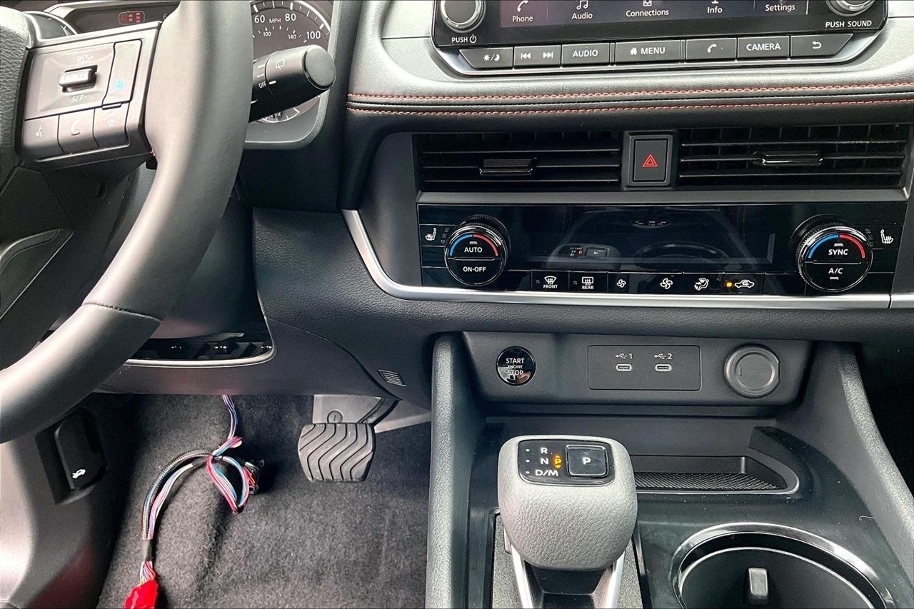 Nissan Rogue photo 35