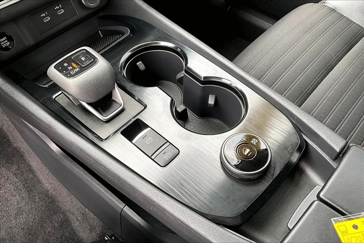 Nissan Rogue photo 36