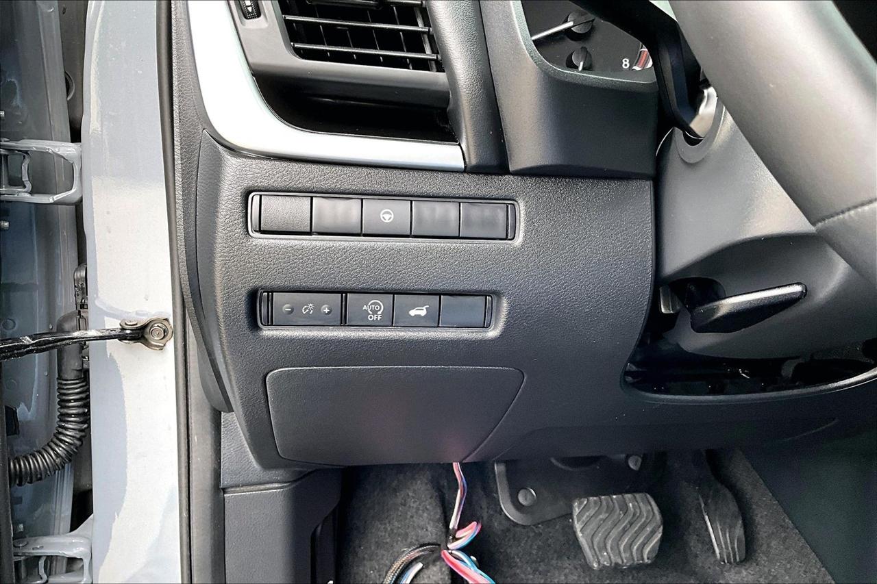 Nissan Rogue photo 37