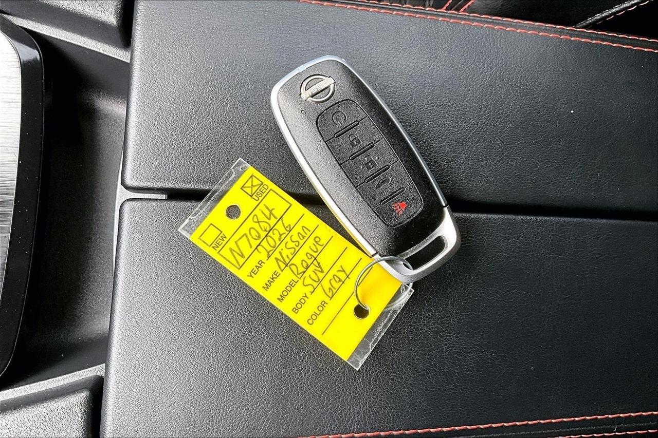 Nissan Rogue photo 42