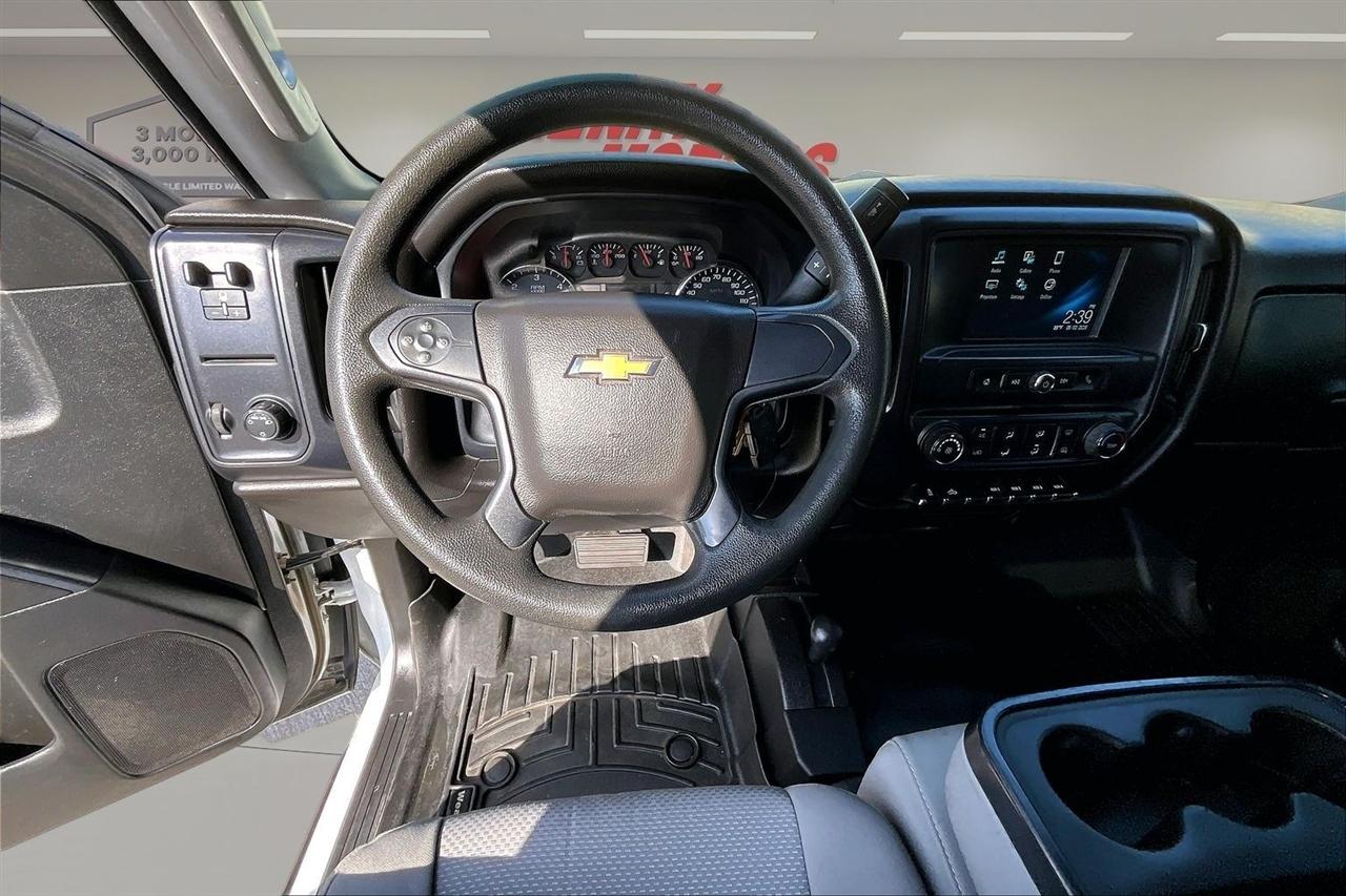 Chevrolet Silverado 2500HD 4WD Reg Cab 133.6" Work Truck 2019