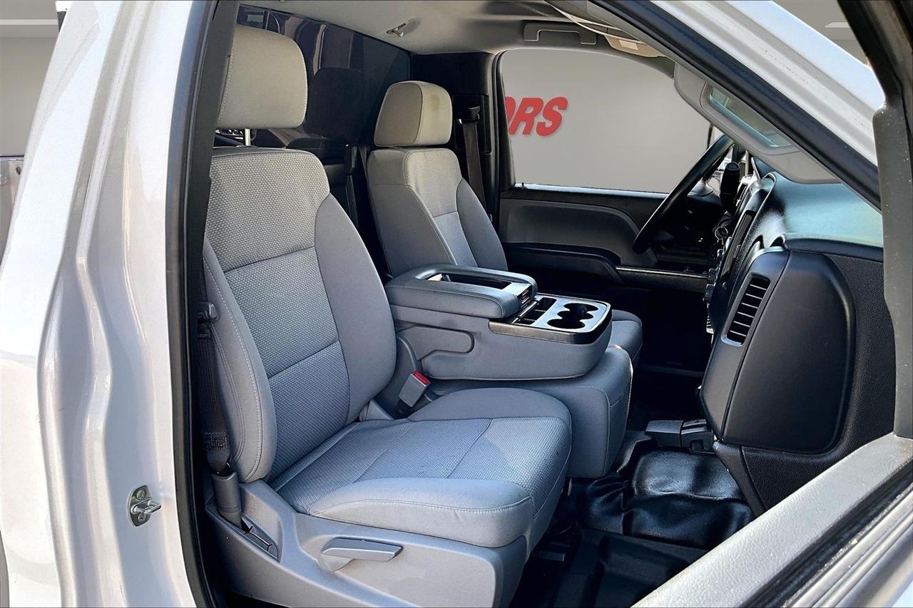 Chevrolet Silverado 2500HD 4WD Reg Cab 133.6" Work Truck 2019