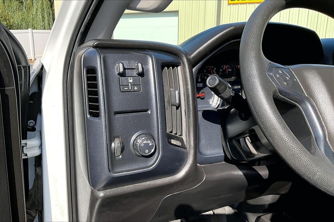 Chevrolet Silverado 2500HD 4WD Reg Cab 133.6" Work Truck 2019
