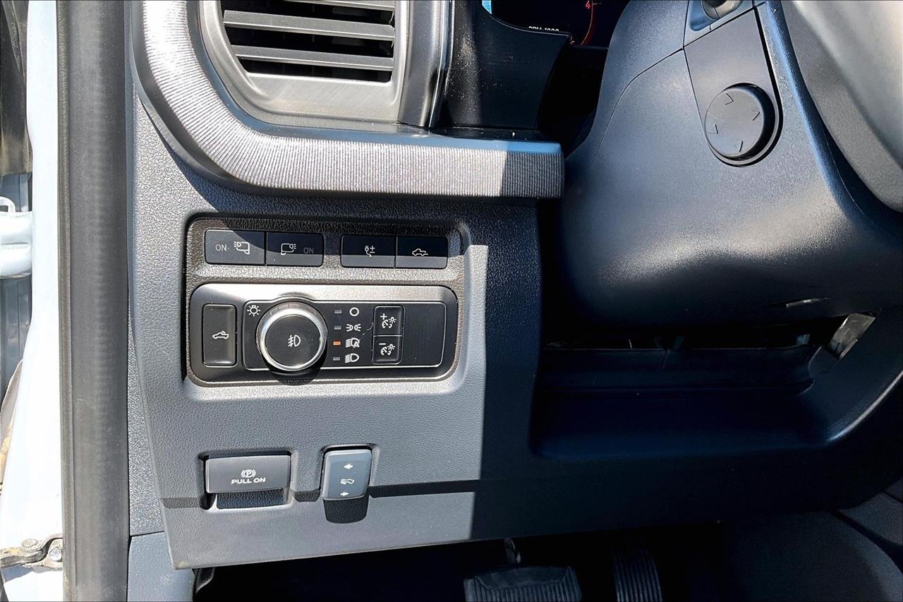 Ford F-250 photo 39
