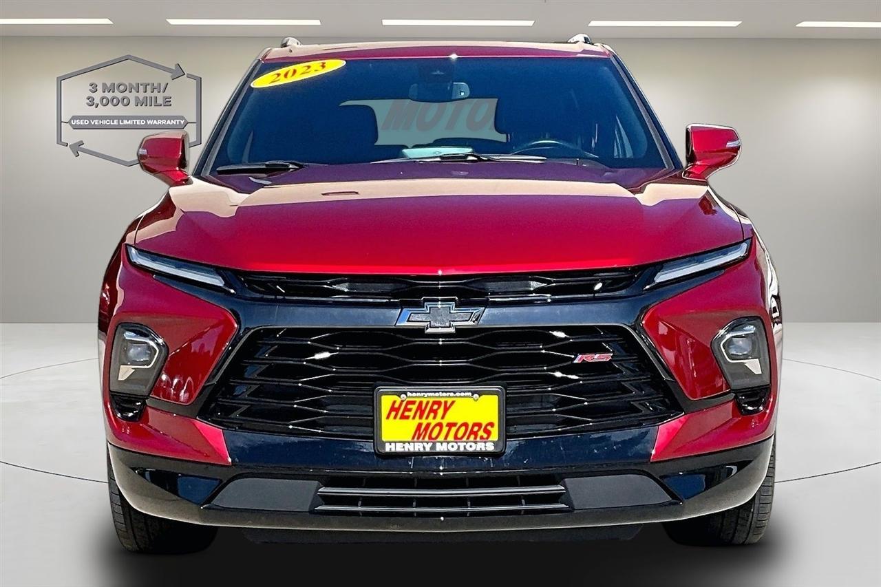 Chevrolet Blazer photo 2