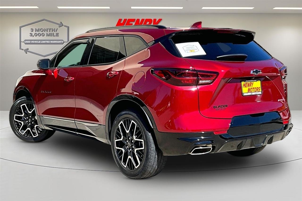 Chevrolet Blazer photo 4