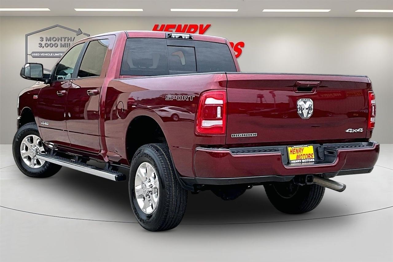 RAM 2500 Big Horn 4x4 Crew Cab 6'4" Box 2021