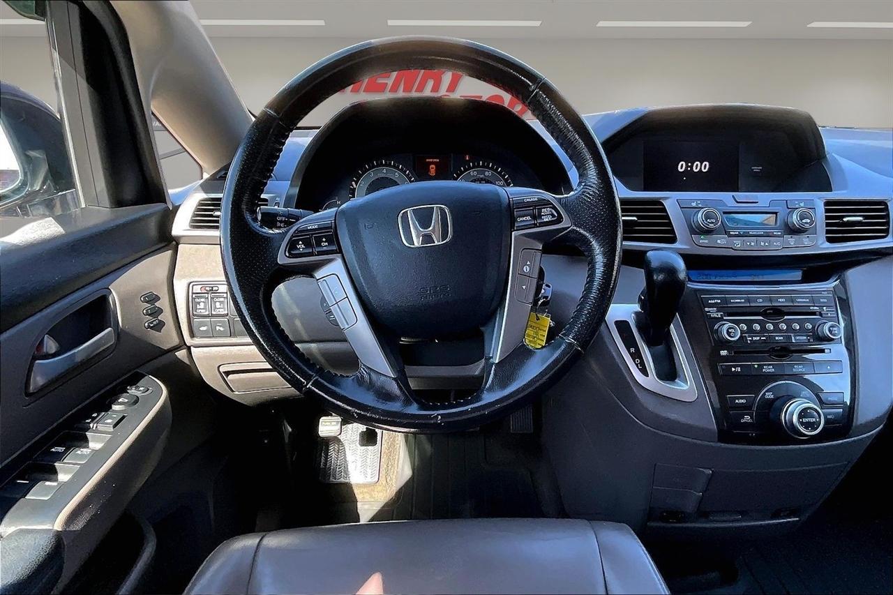 Honda Odyssey photo 8