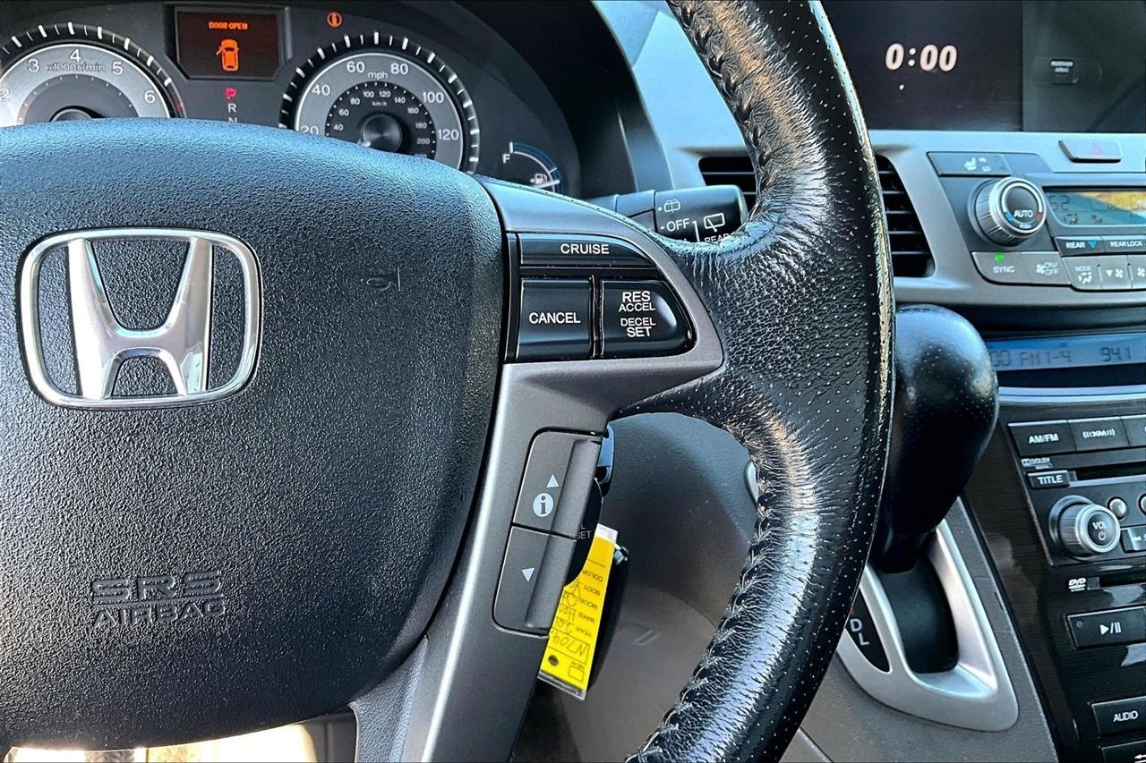 Honda Odyssey photo 12