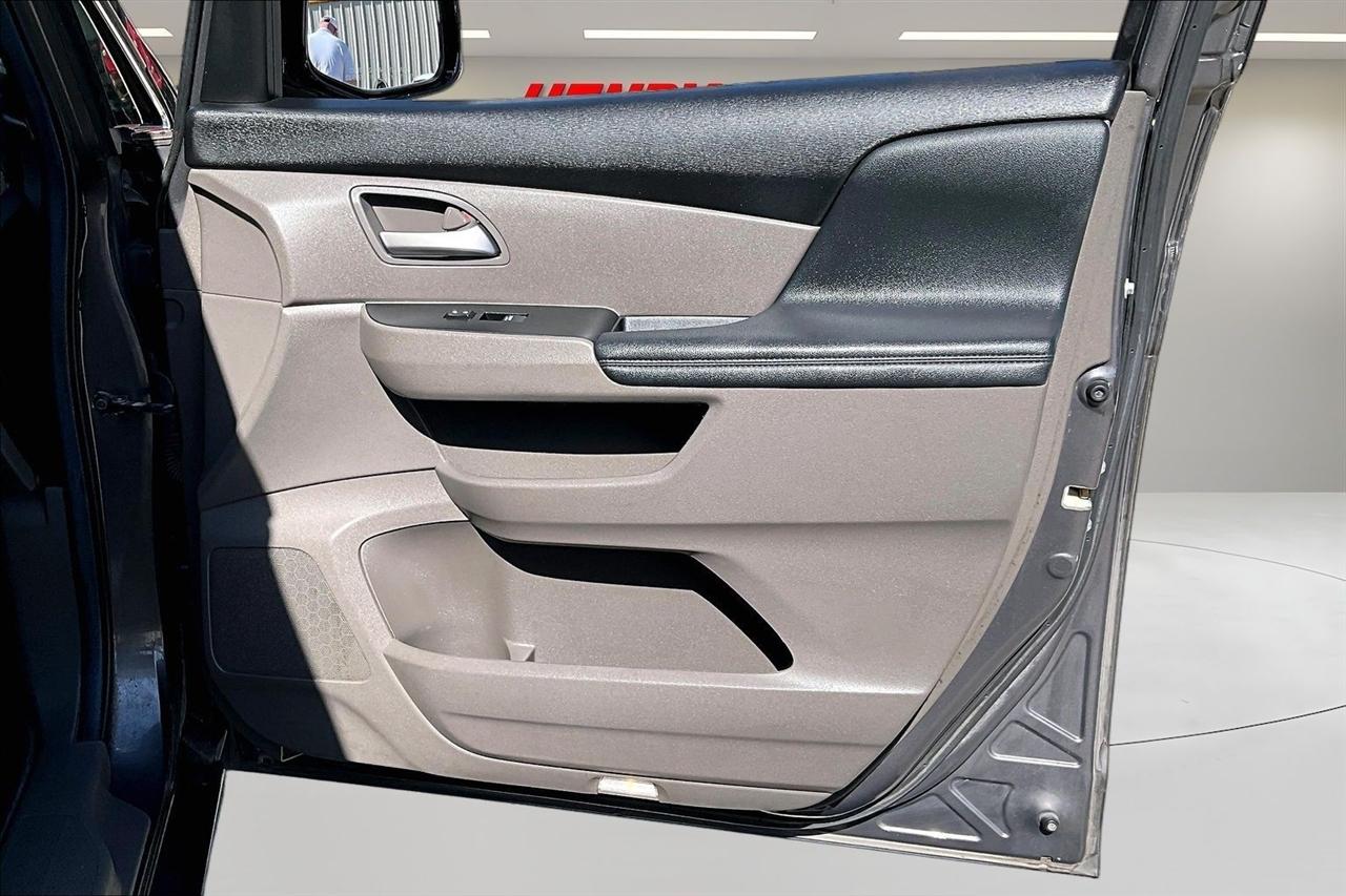 Honda Odyssey photo 31