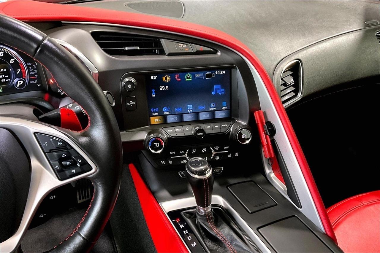 Chevrolet Corvette 2dr Stingray Cpe w/2LT 2019